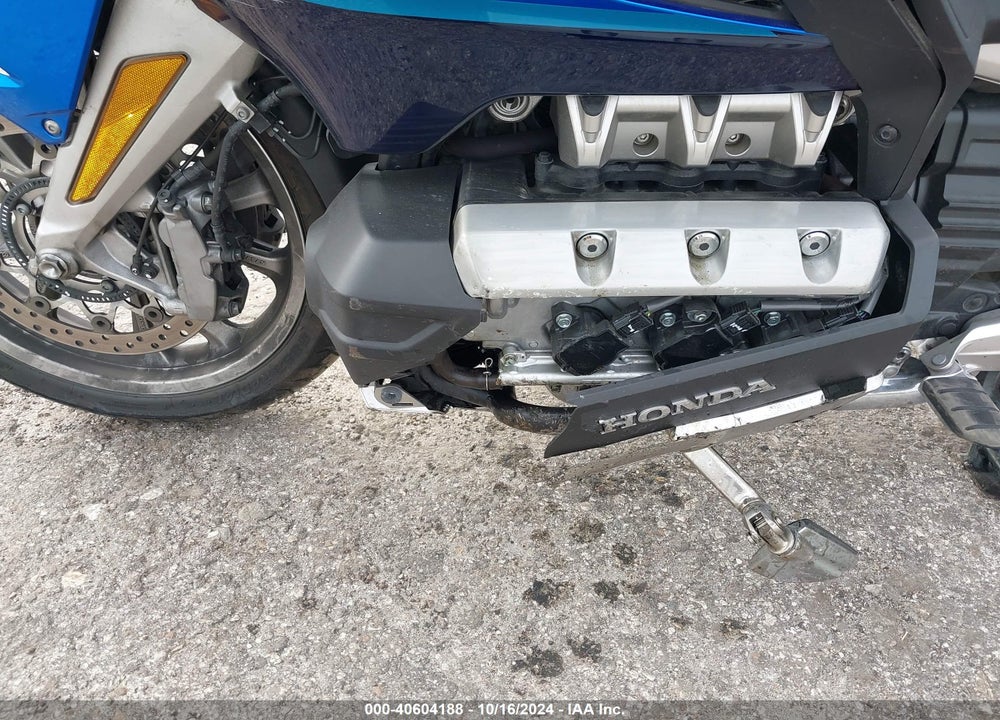 2022 HONDA GL1800 VIN: JH2SC7905NK400022