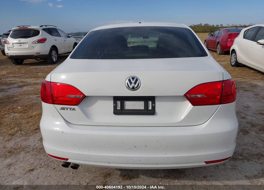 2014 VOLKSWAGEN JETTA 2.0L S VIN: 3VW2K7AJ8EM303774