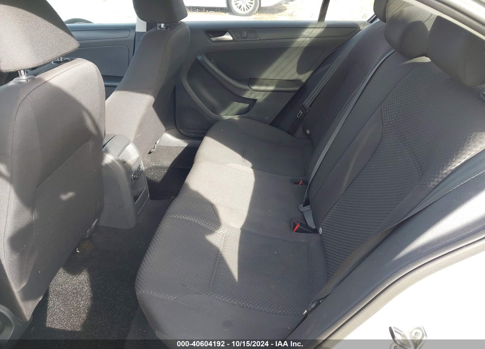 2014 VOLKSWAGEN JETTA 2.0L S VIN: 3VW2K7AJ8EM303774