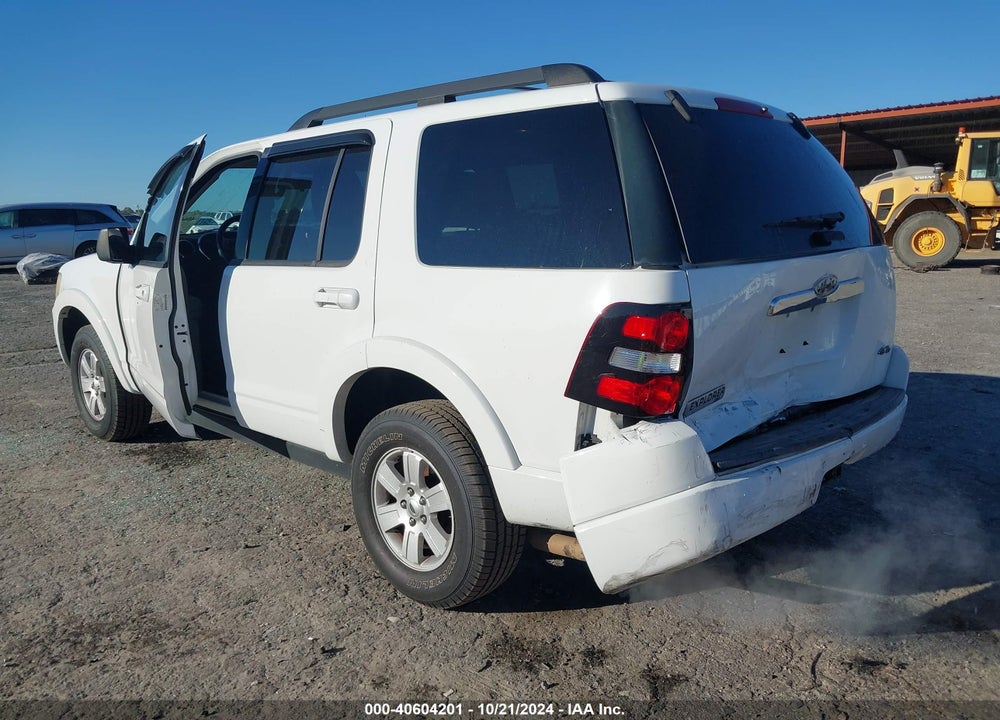 2010 FORD EXPLORER XLT VIN: 1FMEU7DE0AUB07287