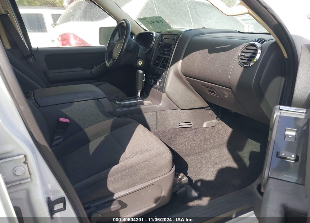 2010 FORD EXPLORER XLT VIN: 1FMEU7DE0AUB07287
