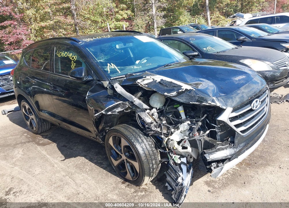 2017 HYUNDAI TUCSON VALUE VIN: KM8J33A20HU560288
