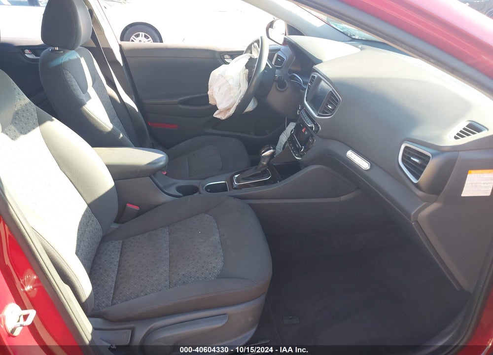 2019 HYUNDAI IONIQ HYBRID BLUE VIN: KMHC65LC2KU170611
