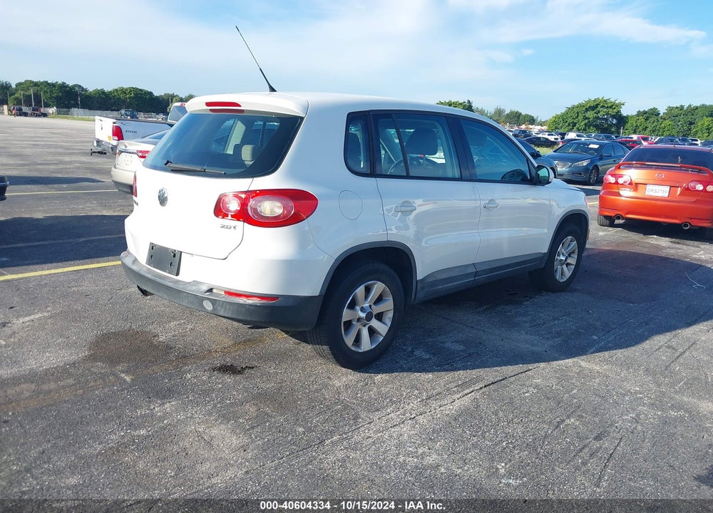 2009 VOLKSWAGEN TIGUAN S/SE/SEL VIN: WVGAV75N09W517789