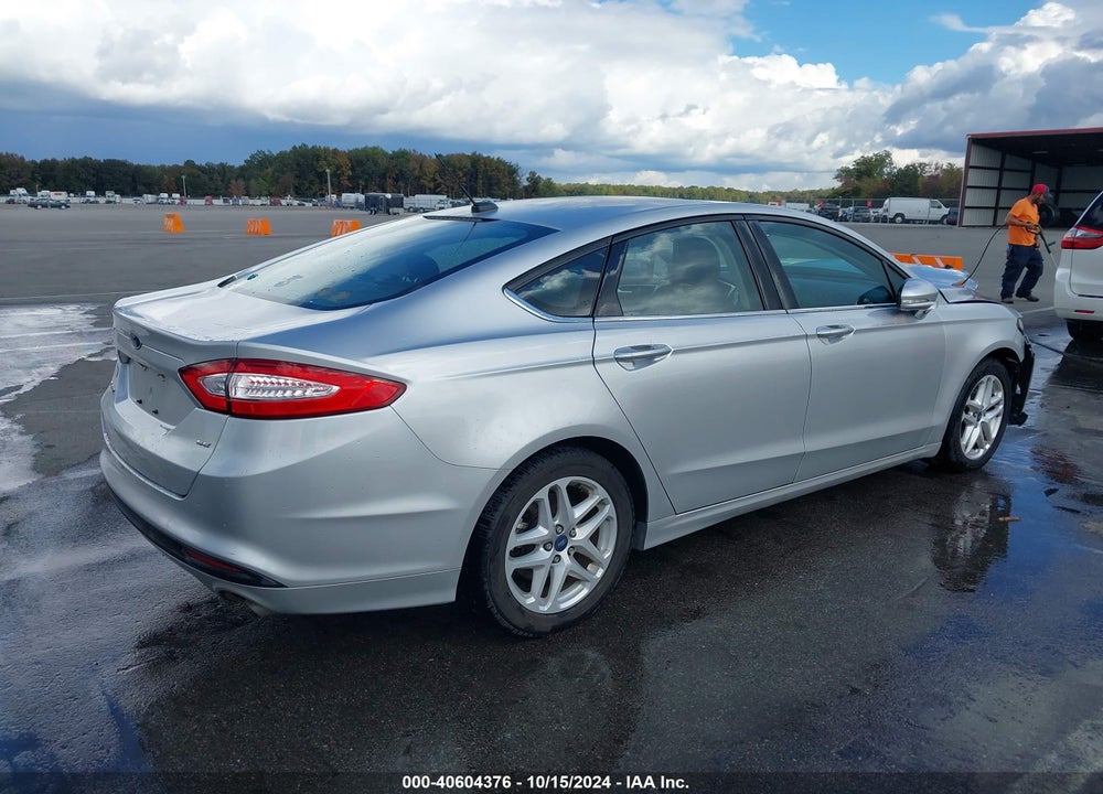 2015 FORD FUSION SE VIN: 3FA6P0H73FR261466