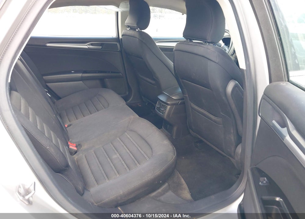 2015 FORD FUSION SE VIN: 3FA6P0H73FR261466