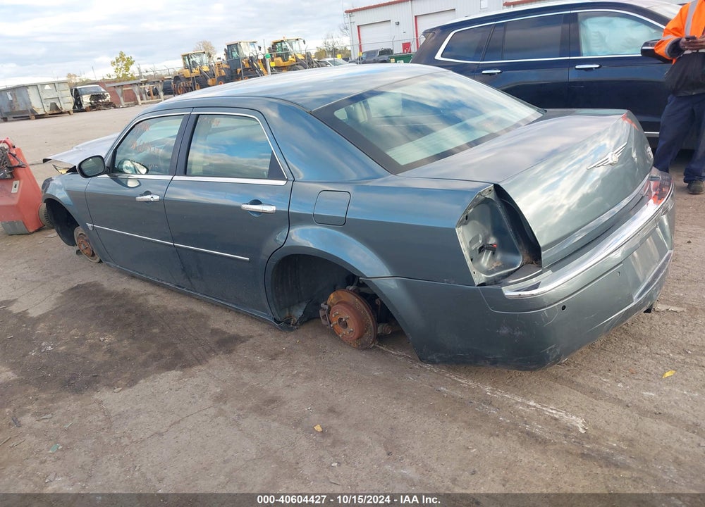2005 CHRYSLER 300C VIN: 2C3AA63H25H135638