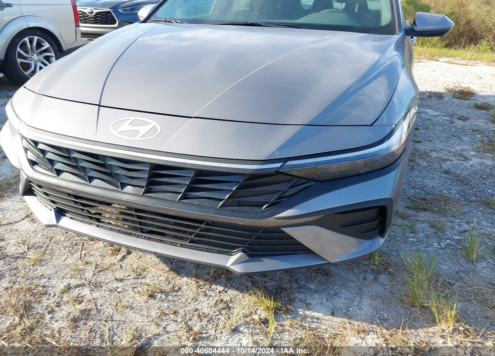 2024 HYUNDAI ELANTRA SEL VIN: KMHLM4DG6RU729038