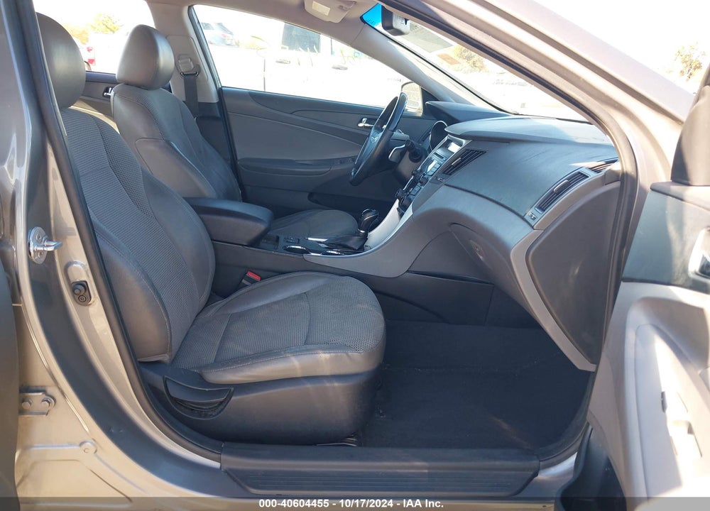 2013 HYUNDAI SONATA SE VIN: 5NPEC4AC7DH582362