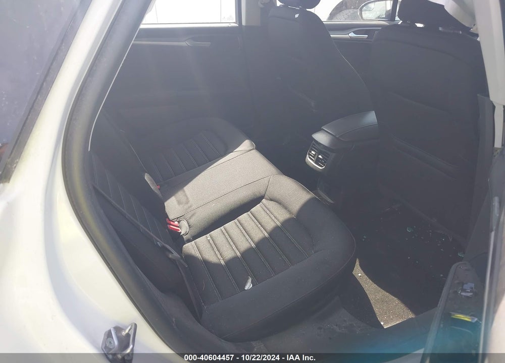 2015 FORD FUSION SE VIN: 3FA6P0HD3FR167772