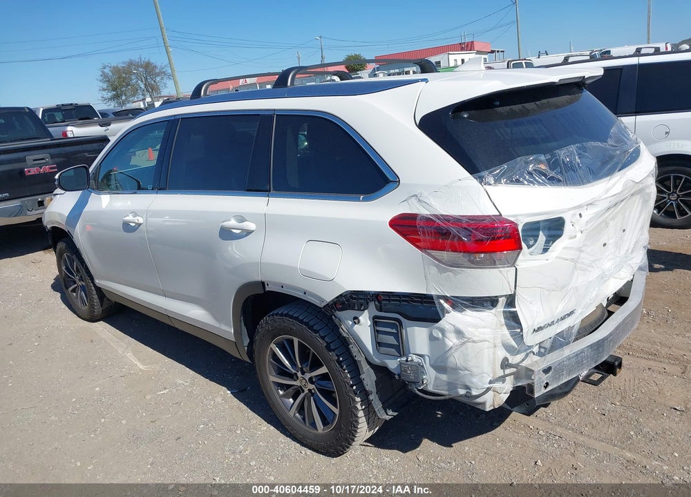 2019 TOYOTA HIGHLANDER VIN: 5TDKZRFH9KS369472