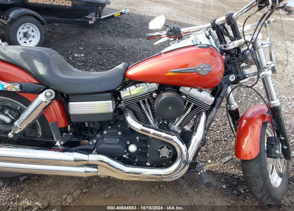 2011 HARLEY-DAVIDSON FXDF VIN: 1HD1GY415BC304698