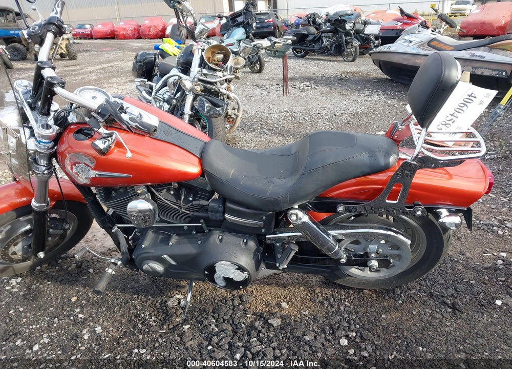2011 HARLEY-DAVIDSON FXDF VIN: 1HD1GY415BC304698