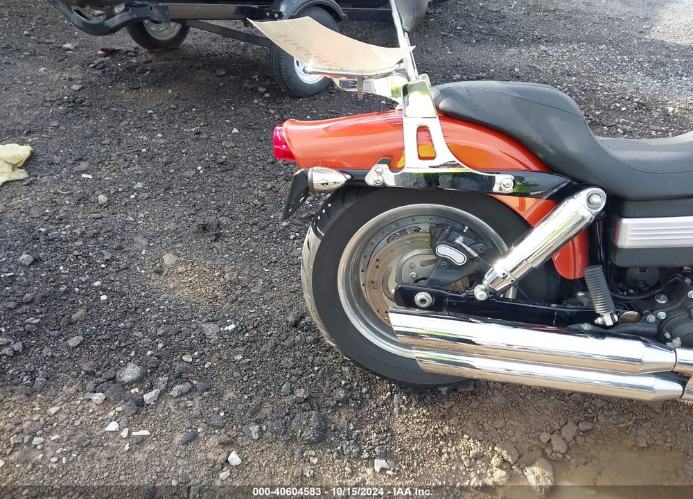 2011 HARLEY-DAVIDSON FXDF VIN: 1HD1GY415BC304698