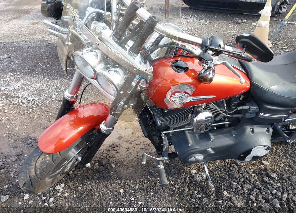 2011 HARLEY-DAVIDSON FXDF VIN: 1HD1GY415BC304698