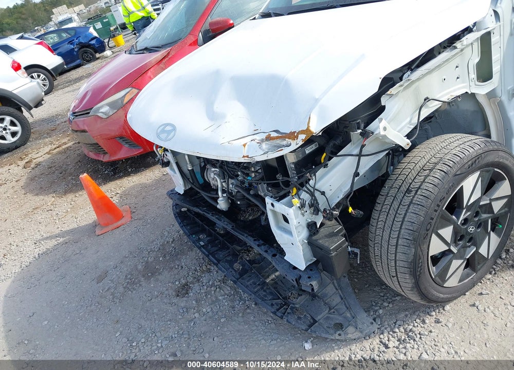 2024 HYUNDAI KONA SEL VIN: KM8HBCAB9RU057006