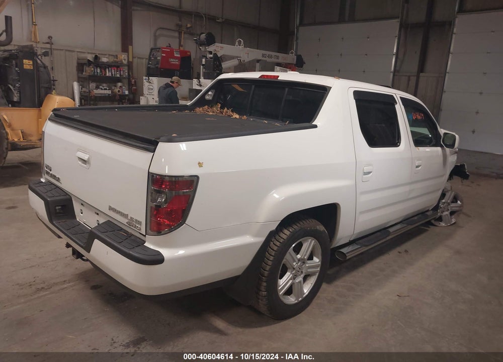 2012 HONDA RIDGELINE RTL VIN: 5FPYK1F55CB452772
