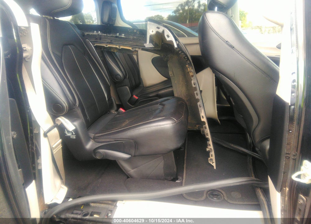 2022 CHRYSLER PACIFICA TOURING L VIN: 2C4RC1BG1NR132518