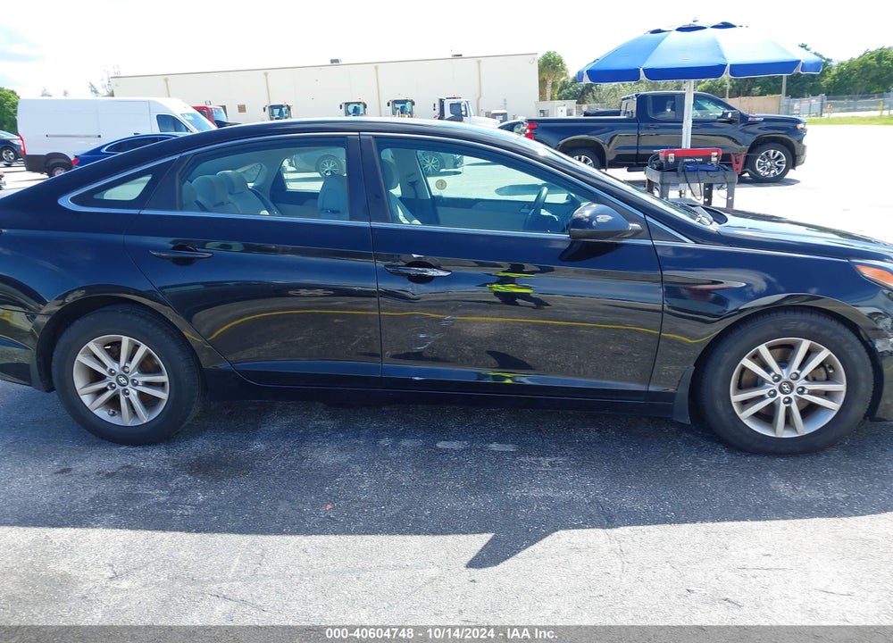 2016 HYUNDAI SONATA SE VIN: 5NPE24AFXGH331594