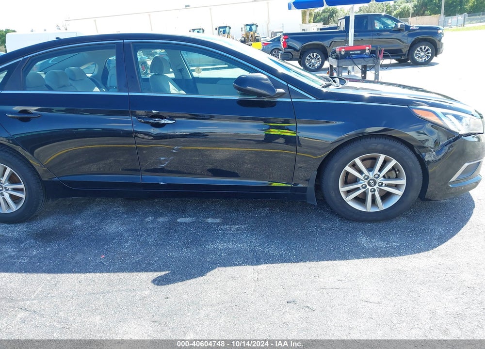 2016 HYUNDAI SONATA SE VIN: 5NPE24AFXGH331594