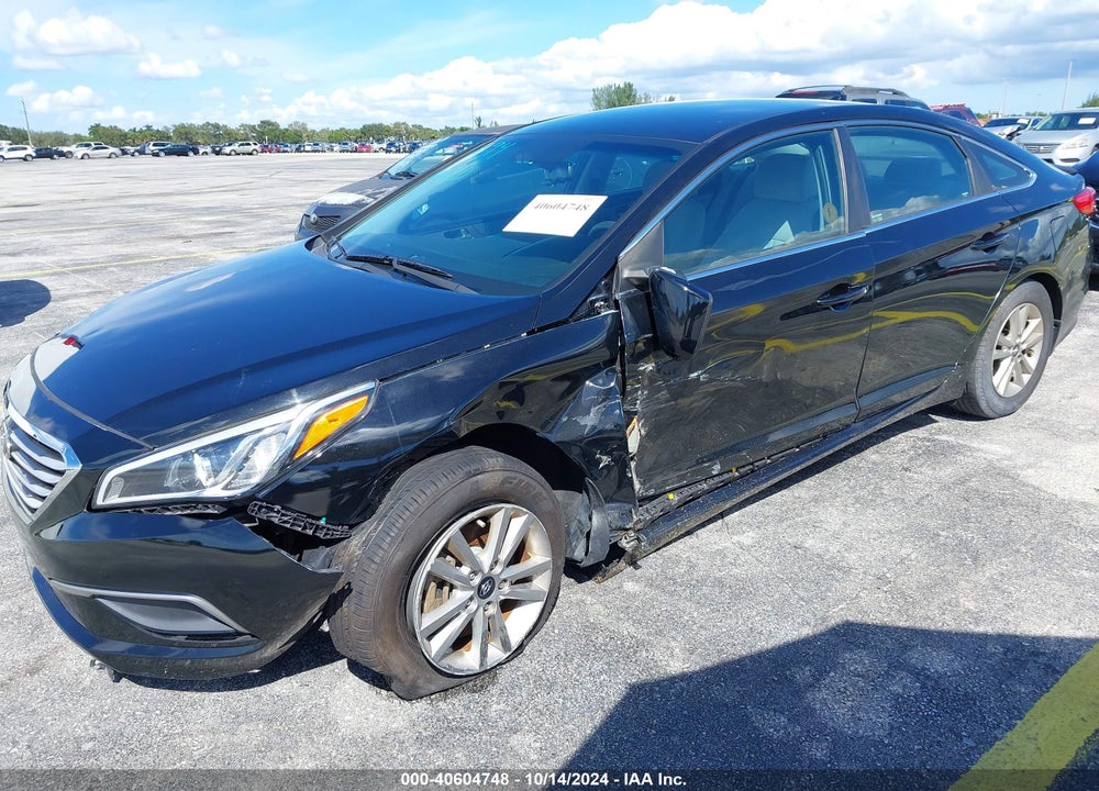2016 HYUNDAI SONATA SE VIN: 5NPE24AFXGH331594