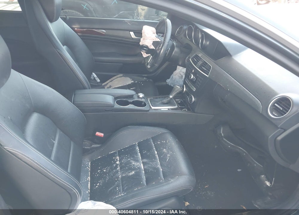 2014 MERCEDES-BENZ C 250 VIN: WDDGJ4HB4EG262889