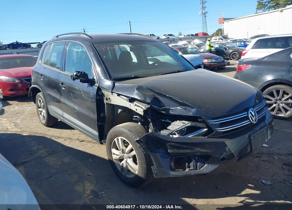 2015 VOLKSWAGEN TIGUAN S VIN: WVGAV7AX1FW510515