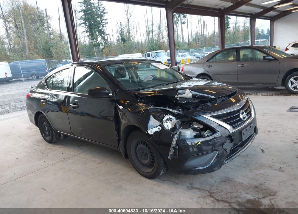 2018 NISSAN VERSA 1.6 S+ VIN: 3N1CN7AP4JL888228