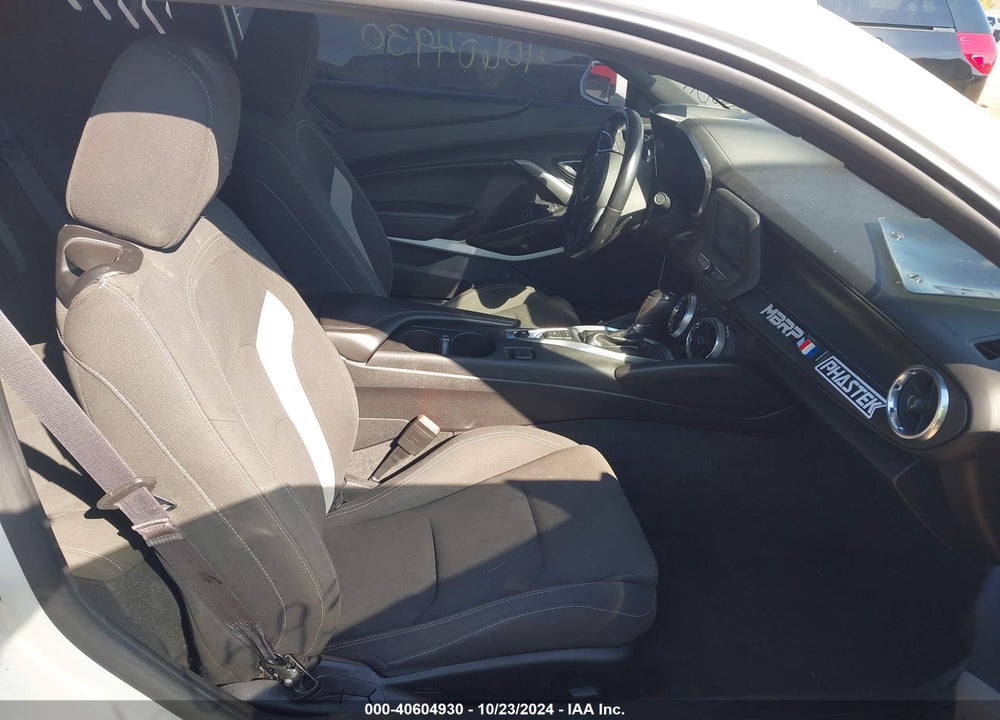 2017 CHEVROLET CAMARO 1LT VIN: 1G1FB1RS0H0182401