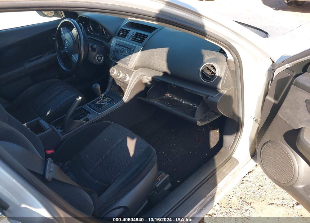 2010 MAZDA 6 I SPORT VIN: 1YVHZ8BH3A5M50508