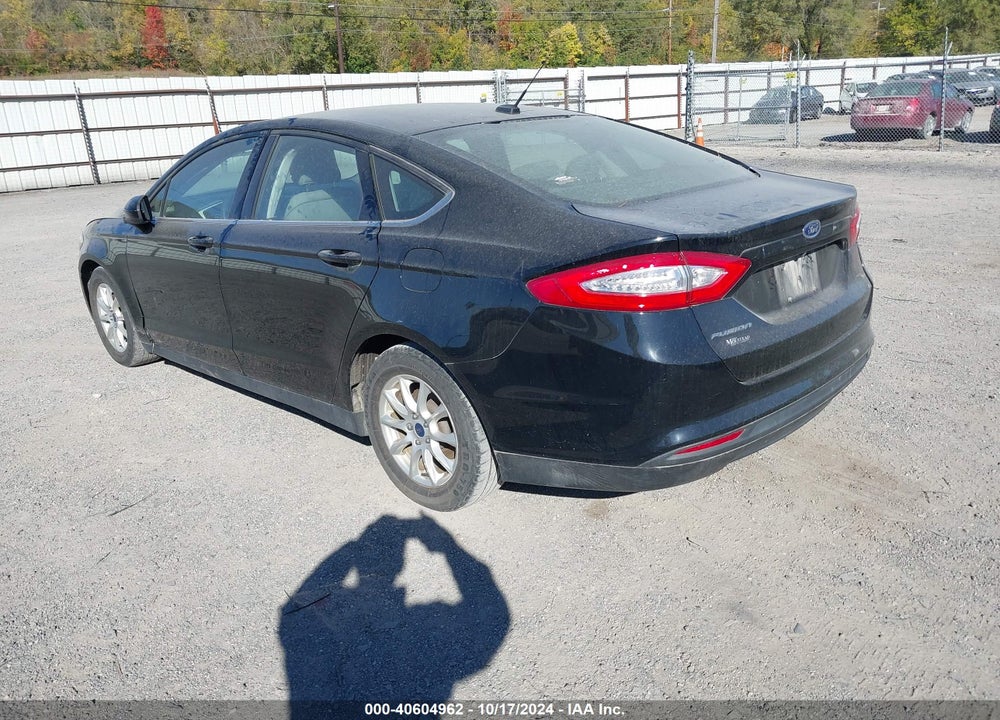 2016 FORD FUSION S VIN: 3FA6P0G75GR141543