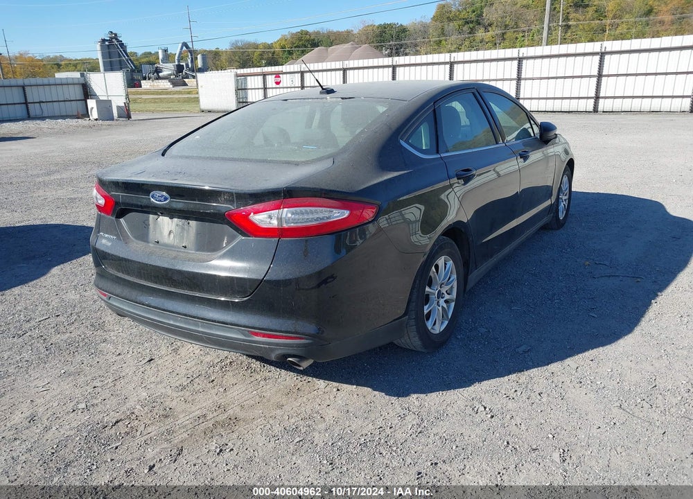 2016 FORD FUSION S VIN: 3FA6P0G75GR141543