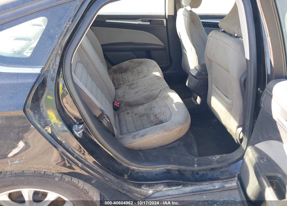 2016 FORD FUSION S VIN: 3FA6P0G75GR141543