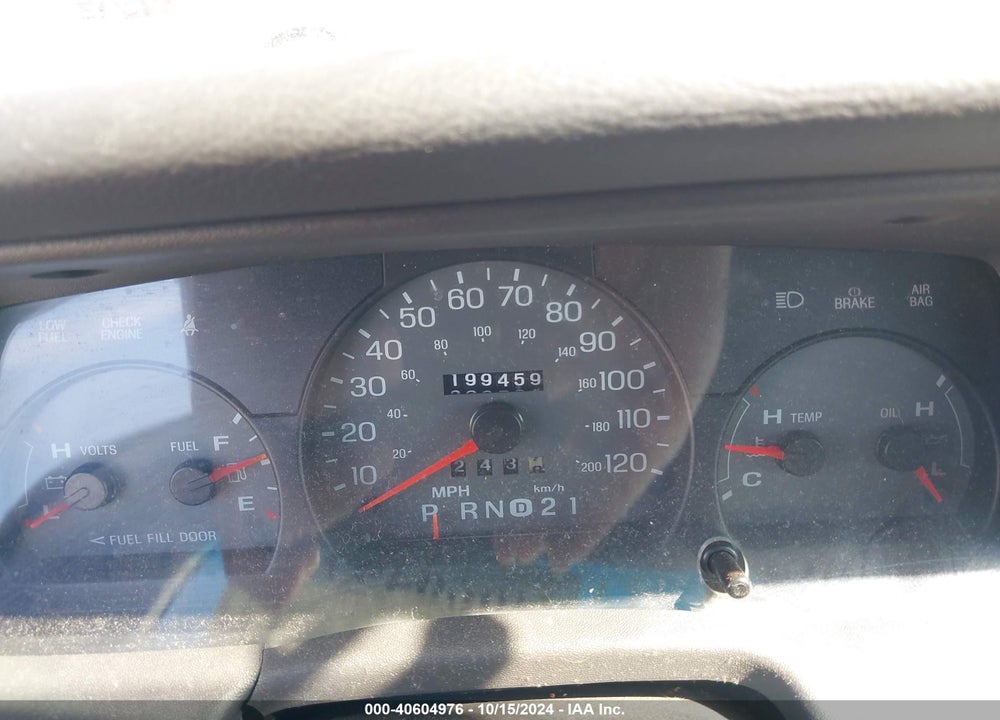 2002 MERCURY GRAND MARQUIS LS VIN: 2MEFM75W32X665191