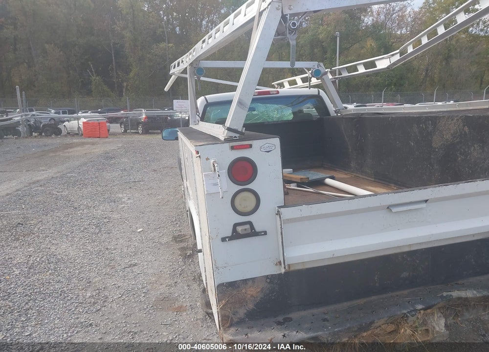 2007 GMC SIERRA 2500HD CLASSIC WORK TRUCK VIN: 1GDHK24U07E146915