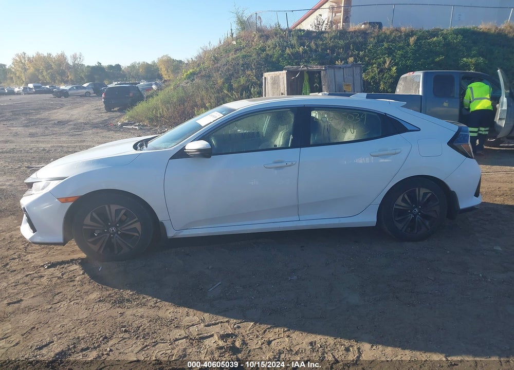 2017 HONDA CIVIC EX VIN: SHHFK7H5XHU210937
