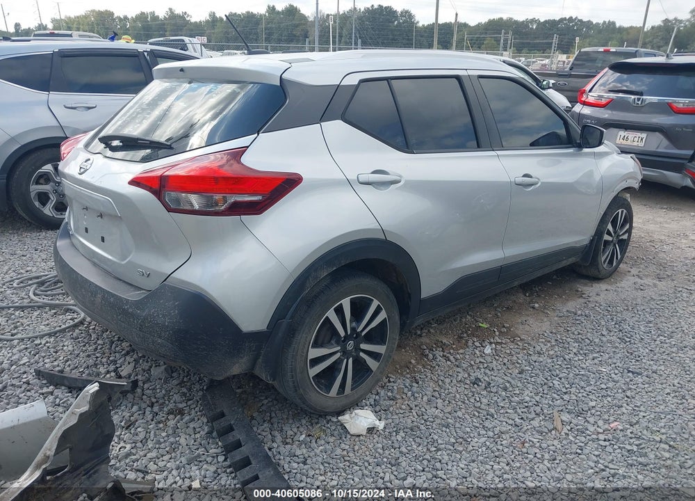 2018 NISSAN KICKS SV VIN: 3N1CP5CU3JL546769