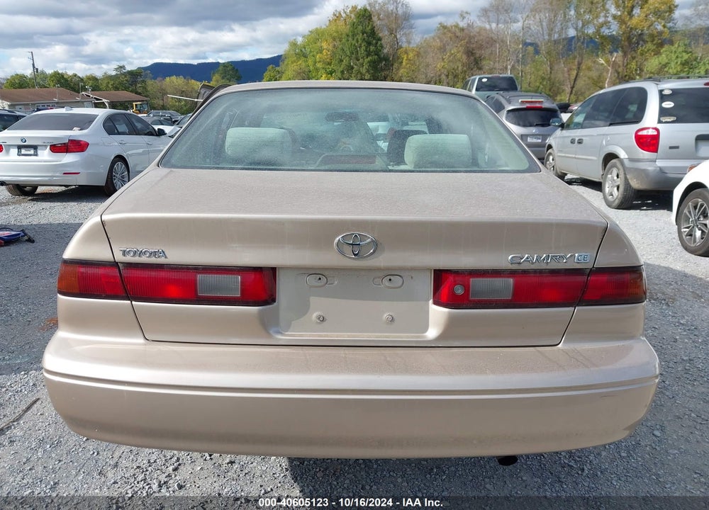 1999 TOYOTA CAMRY CE VIN: 4T1BG22K7XU572681