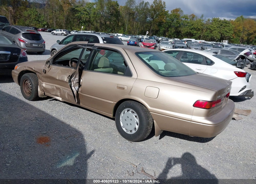 1999 TOYOTA CAMRY CE VIN: 4T1BG22K7XU572681