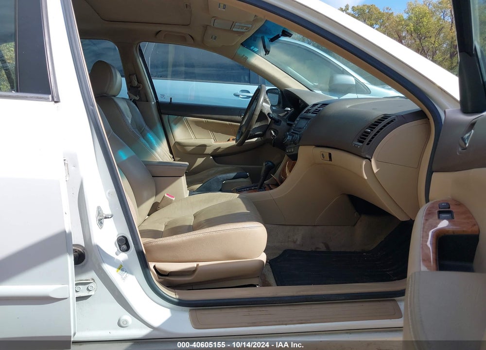 2005 HONDA ACCORD 2.4 EX VIN: 1HGCM56815A169183