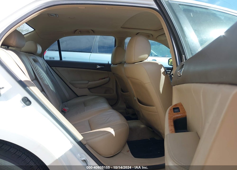 2005 HONDA ACCORD 2.4 EX VIN: 1HGCM56815A169183