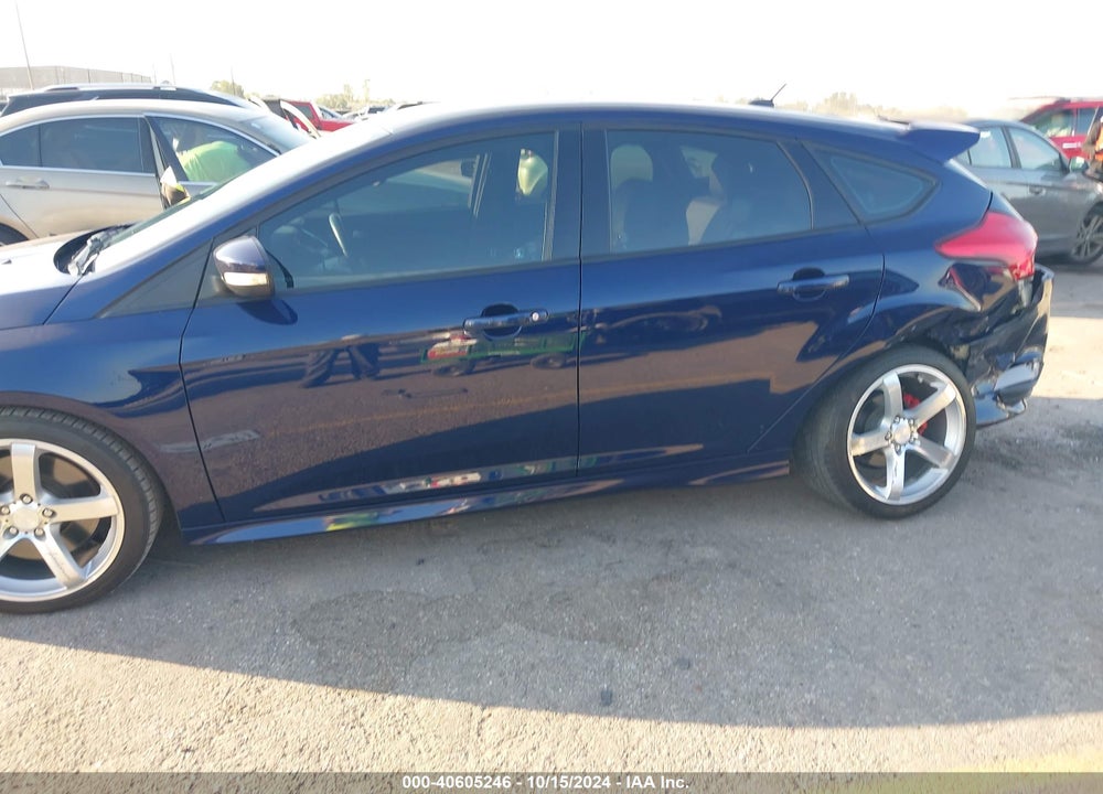 2017 FORD FOCUS ST VIN: 1FADP3L91HL254082