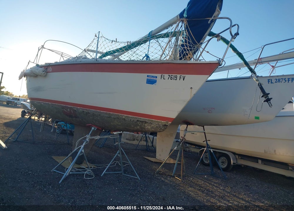 1984 HUNTER 31FT SAILBOAT VIN: HUN26153M84H