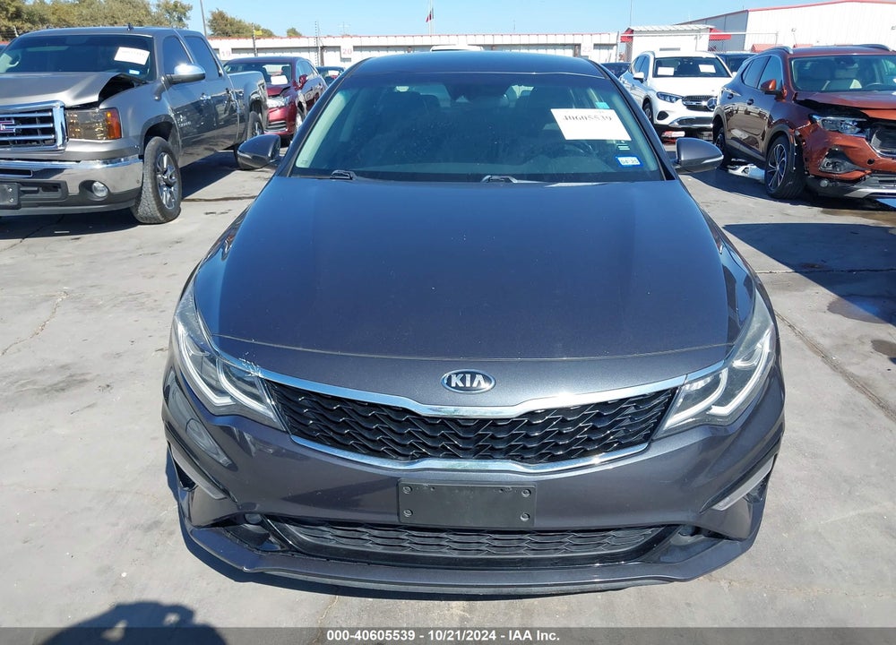 2019 KIA OPTIMA S VIN: 5XXGT4L34KG325870