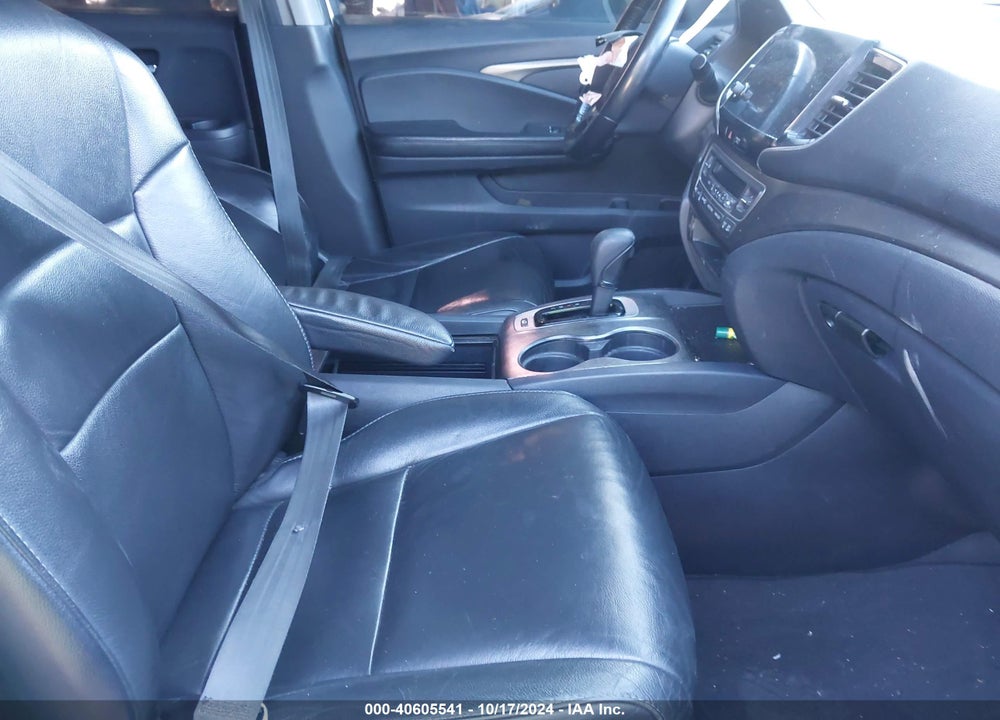 2019 HONDA PILOT EX-L VIN: 5FNYF6H57KB022098