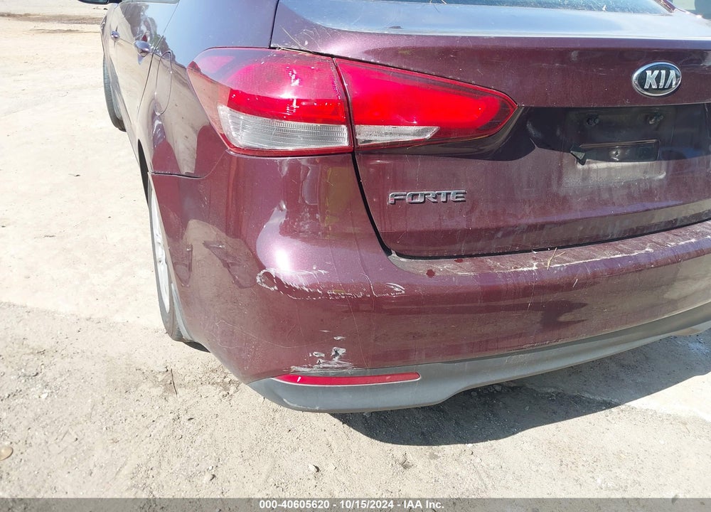 2017 KIA FORTE LX VIN: 3KPFK4A71HE010692