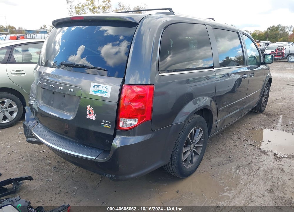 2017 DODGE GRAND CARAVAN SXT VIN: 2C4RDGCG0HR852444