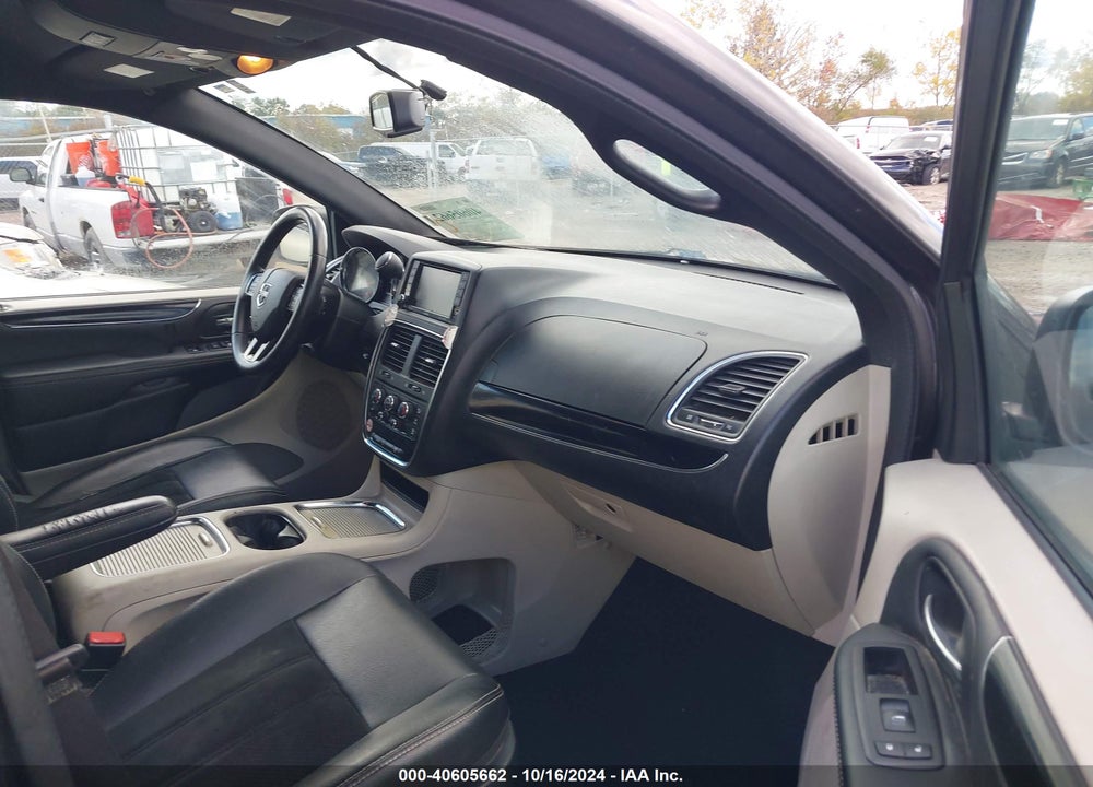 2017 DODGE GRAND CARAVAN SXT VIN: 2C4RDGCG0HR852444