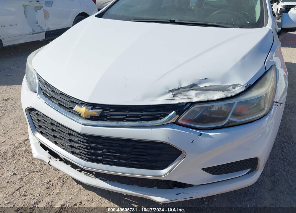 2018 CHEVROLET CRUZE LT AUTO VIN: 1G1BE5SM2J7112839