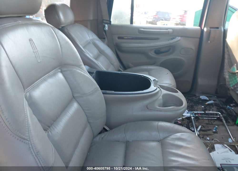 1998 LINCOLN NAVIGATOR VIN: 5LMRU27L4WLJ58185